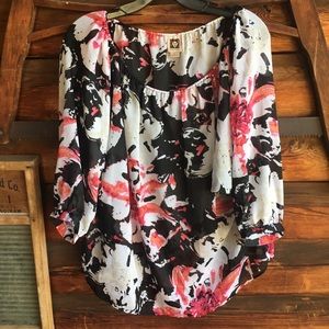 Anne Klein size L resort wear or office